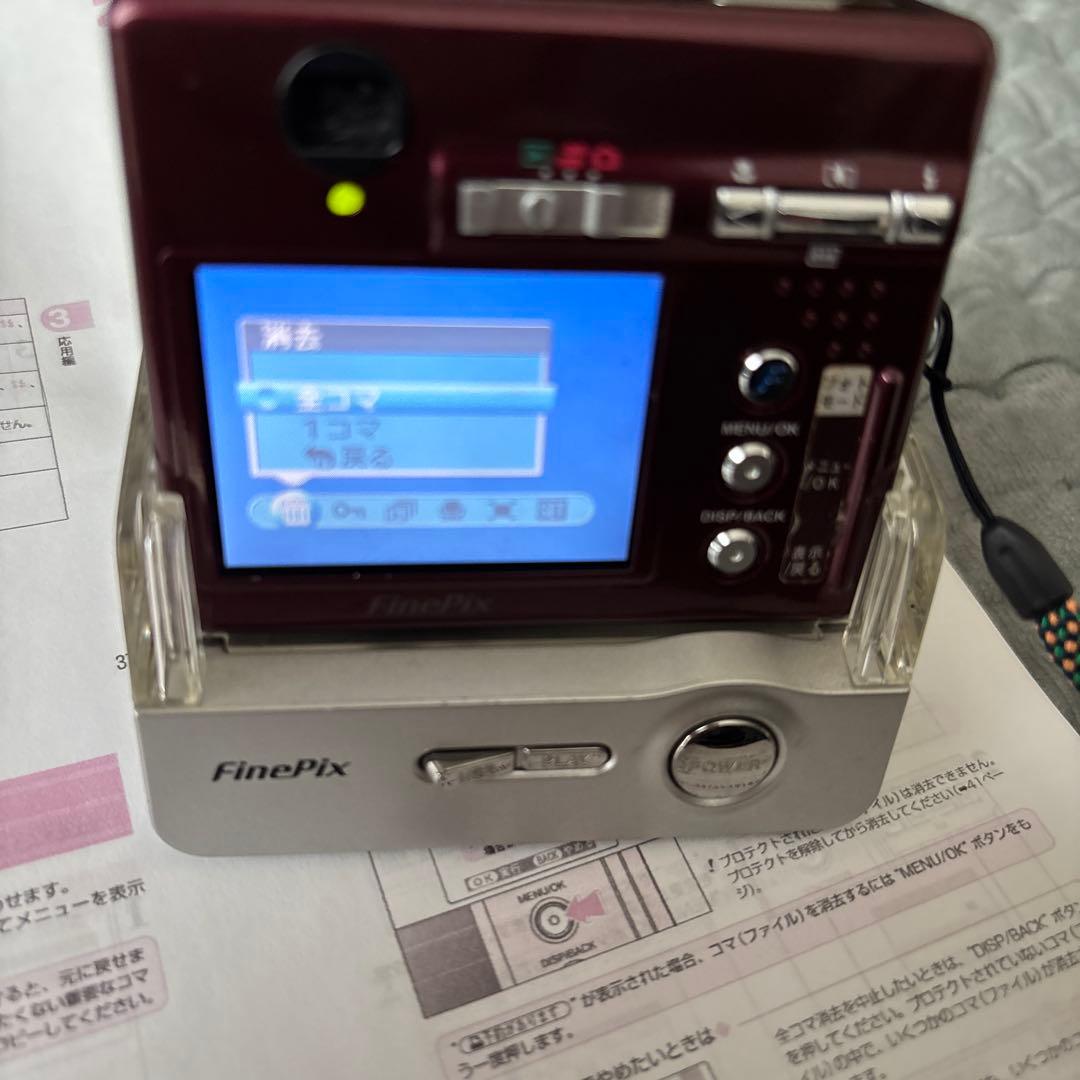 Fujifilm FinePix F450 ワインレッド 512MB