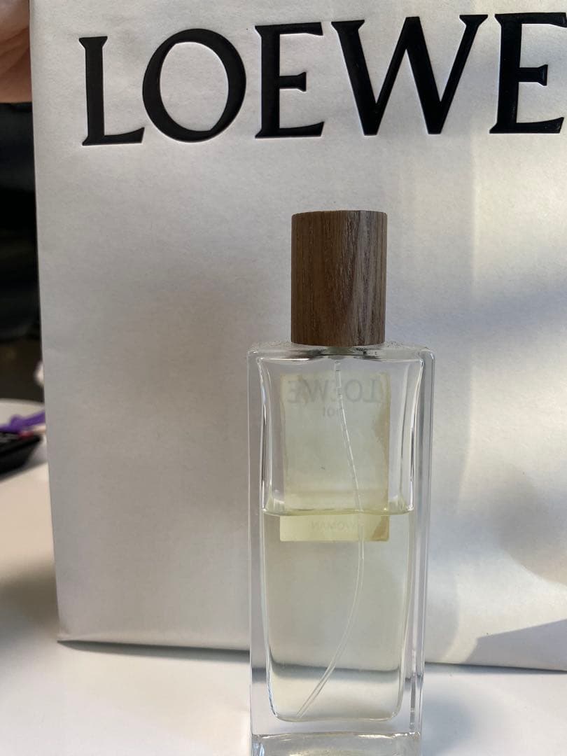 LOEWE 001 WOMAN Eau de Parfum 箱付き　50ml