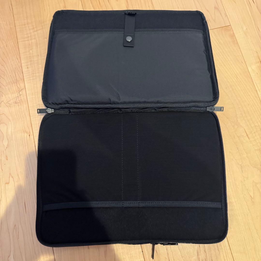 【美品】　ポーター　PORTER　タブレット　ノートPCケース　赤タグ