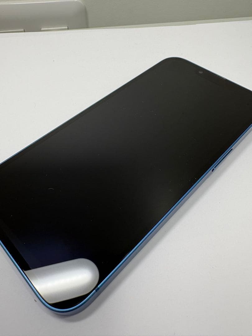 美品　iPhone 13 128gb SIMフリー　バッテリー72%