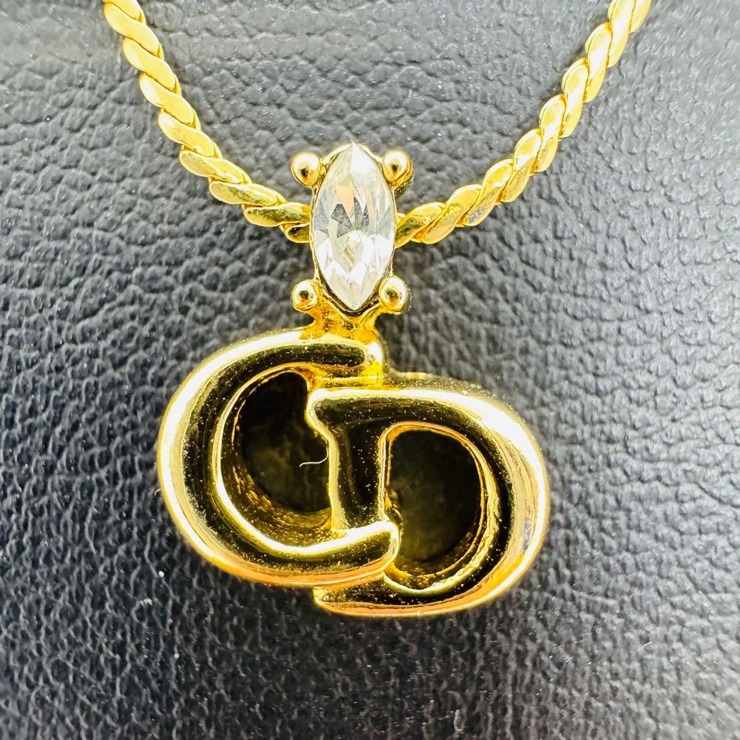 ✨Dior✨ディオール✨CD✨ロゴ✨石付き✨ゴールド✨ネックレス✨