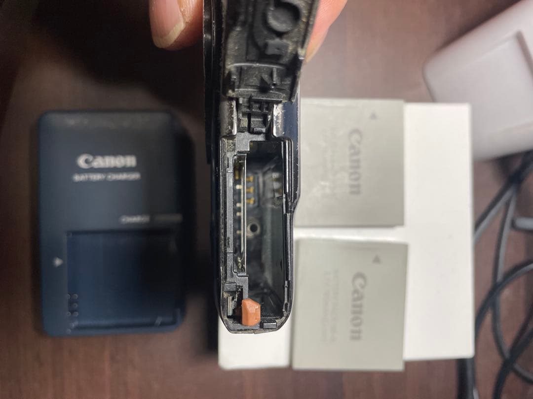 ★値下最終価格★Canon IXY コンパクトデジタルカメラ　４１０Ｆ　動作品