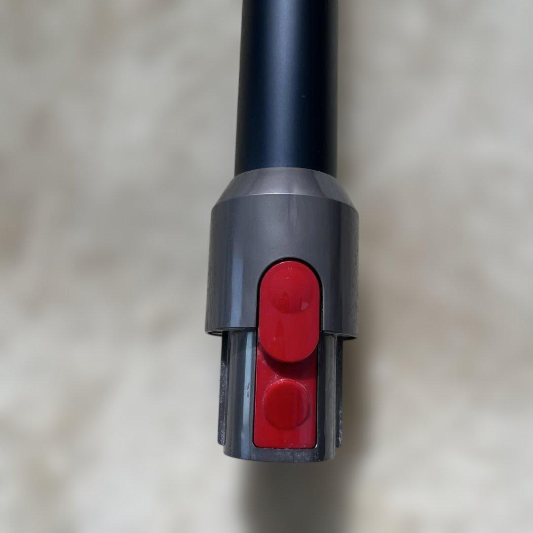 【ジャンク扱い】Dyson V10 Fluffy (SV12 FF BK)