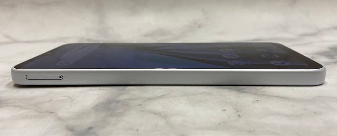 Libero5G IV本体 ホワイトカラー SIMフリー 128GB