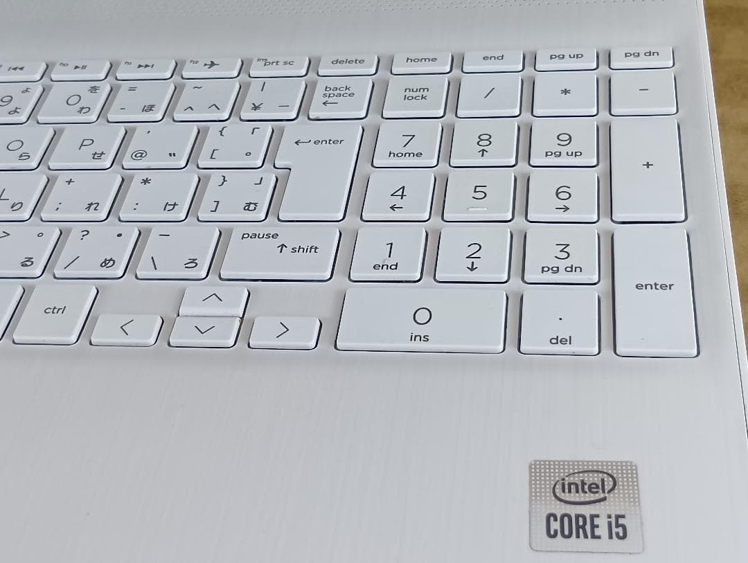 みる【美品】HP製15.6インチノートパソコン メモリ増量