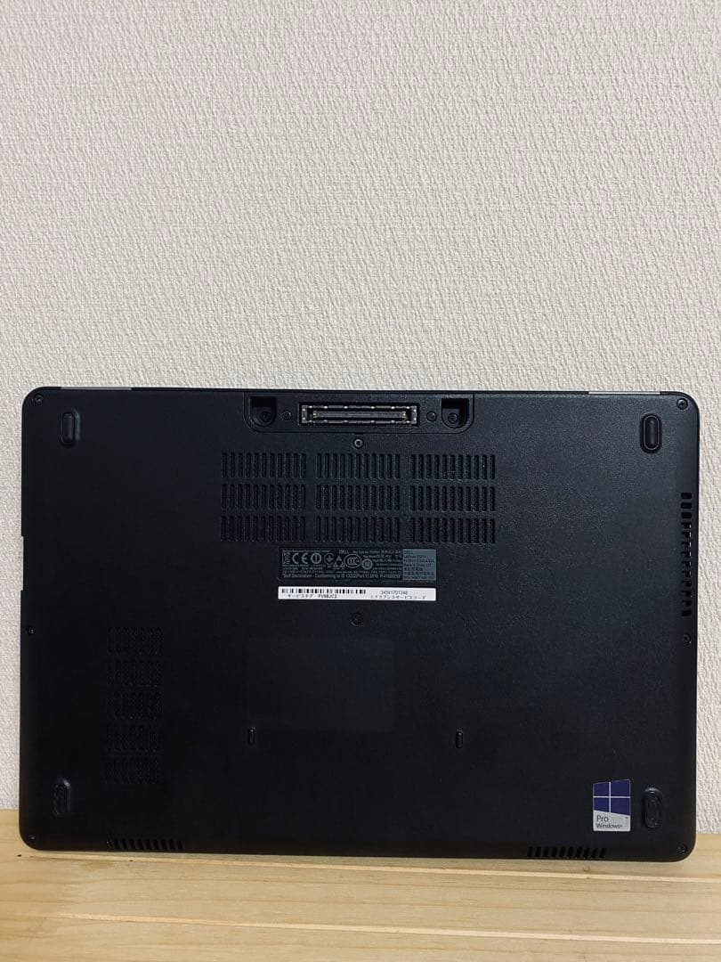 Dell Latitude E5270 i3/8GB/SSD/Office付✨