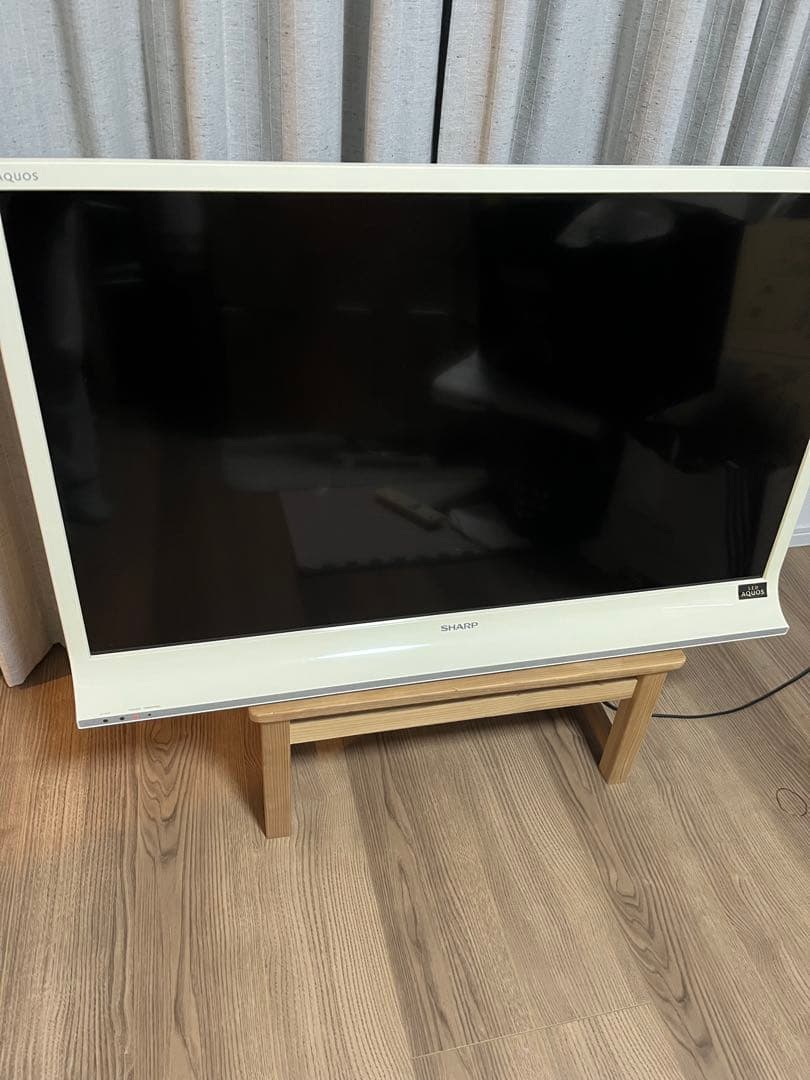 SHARP AQUOS 大画面液晶テレビ