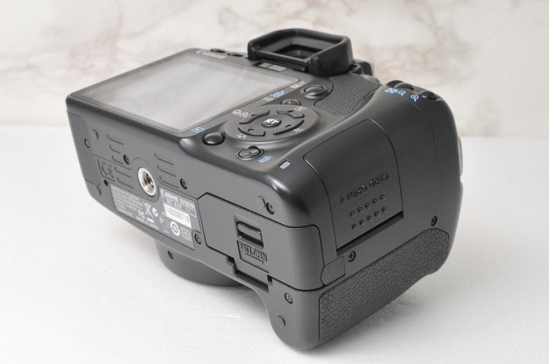 美品❣️新品級のショット数 Canon EOS Kiss X2⭐️スマホ転送