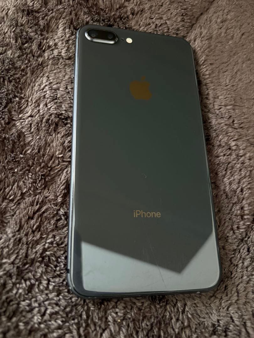 iphone8plus 64GB スペースグレイ