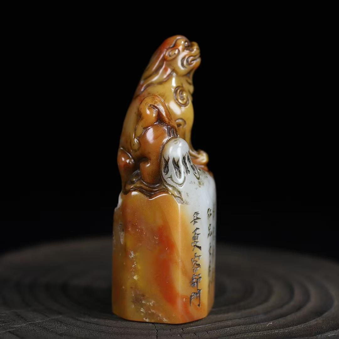 中国古美術 旧蔵 寿山石 瑞獣鈕 六角印章 篆刻 印鑑 時代物 唐物 文房置物