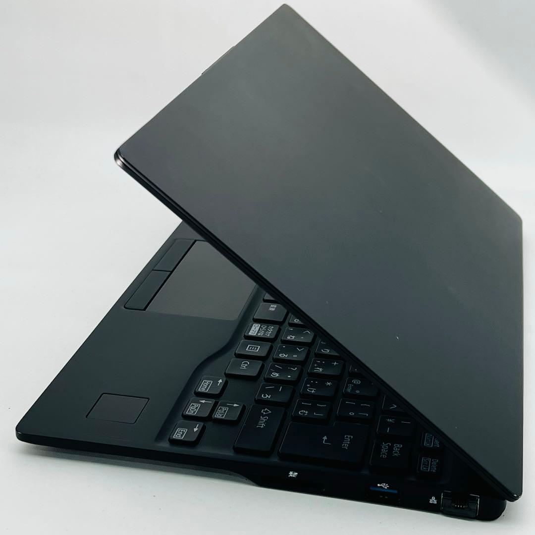 Core i5 12世代 16GB ノートパソコン Windows11 オフィス