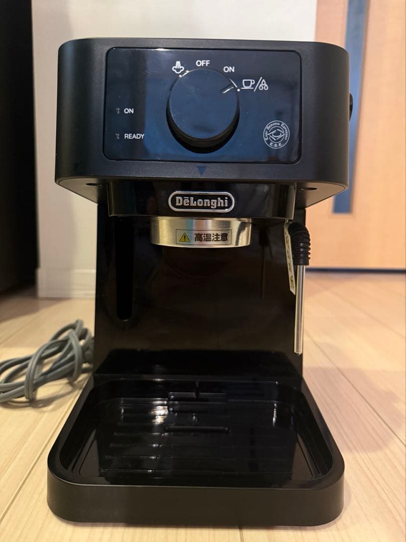 デロンギ　エスプレッソ　カプチーノメーカー　EC235J-BK