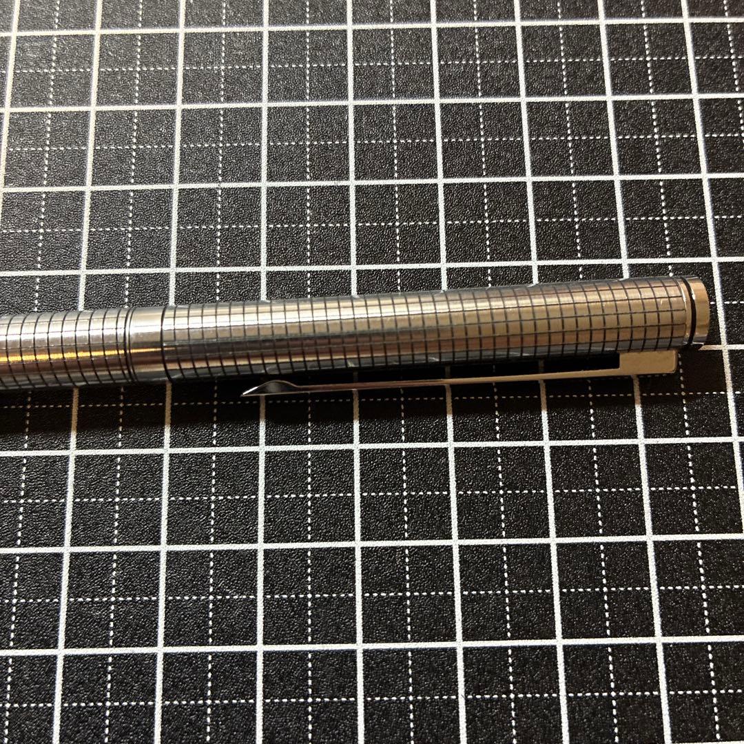 廃盤 希少 ZEBRA MX 単色ボールペン 彫刻 黒染め加工 格子柄