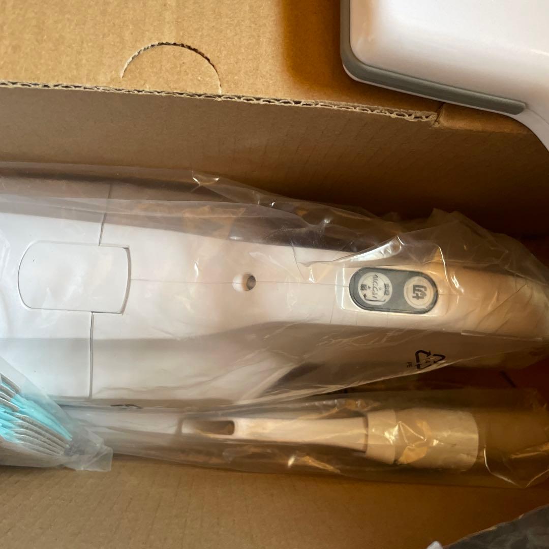 マキタ CL107FD SHW充電式クリーナー 掃除機とても美品です