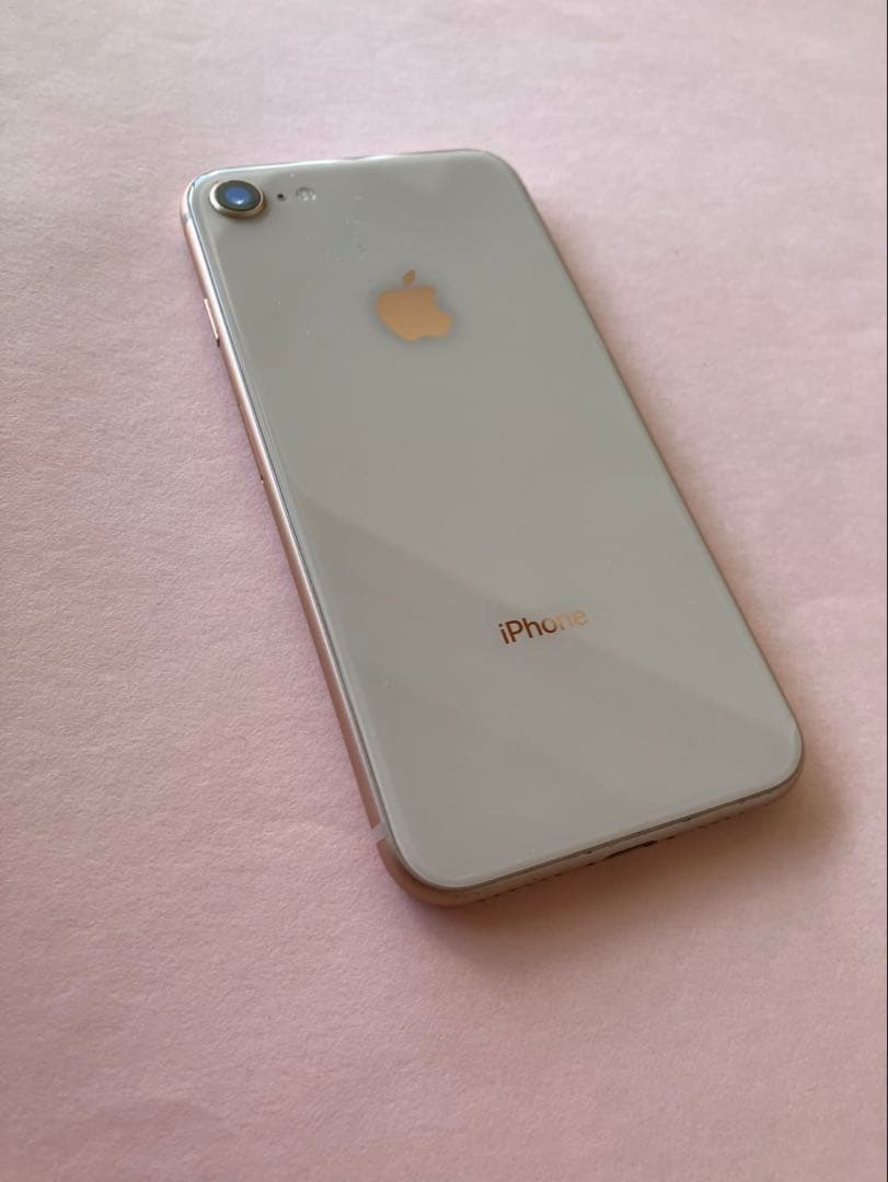か*ん様 Apple iPhone 8 silver 64GB 本体