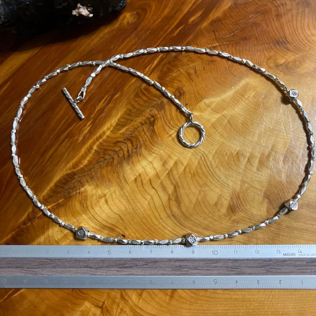 カレンシルバー　ダイヤファセットとキューブのセミロングネックレス51cm