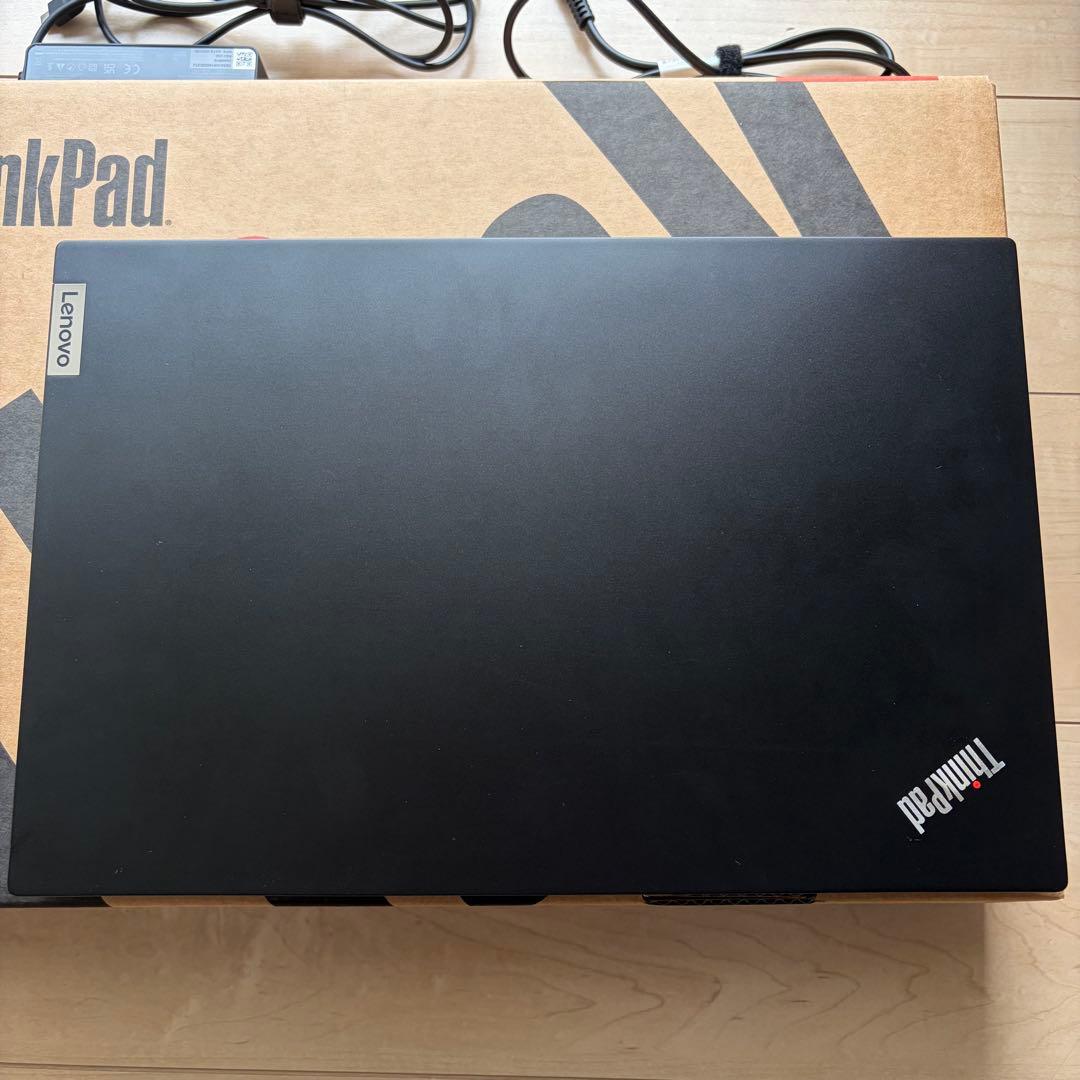 極美品 ThinkPad E15 Gen4 i3 16GB/SSD512GB