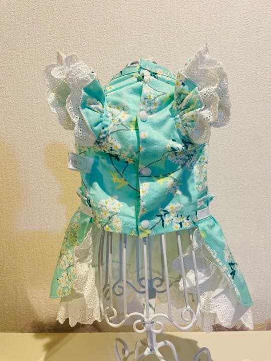 Candy Buppie キャンディブッピー　フローラルレースワンピース　犬