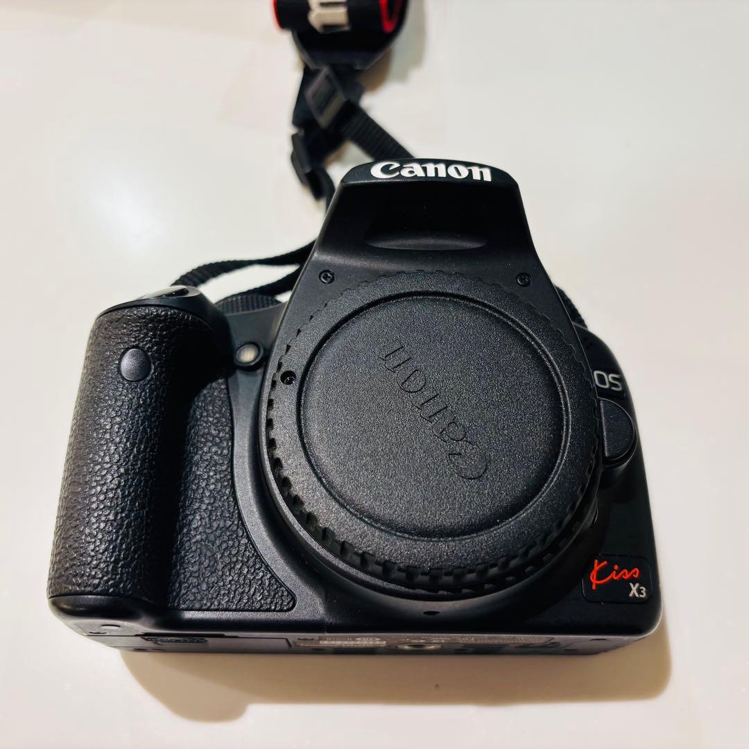 【美品】Canon Kiss X3 デジタル一眼レフ レンズ、フィルム、カバン付