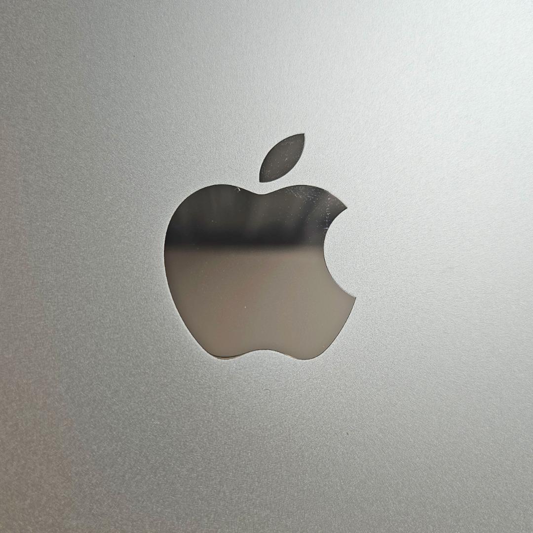 超美品 iPad Pro M4 11インチ 256GB WiFi 全付属品有 銀