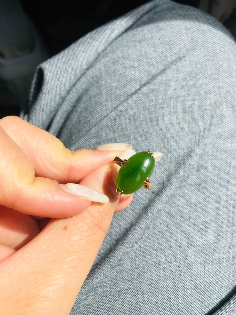 翡翠　ヒスイのリング　18K ヴィンテージ品