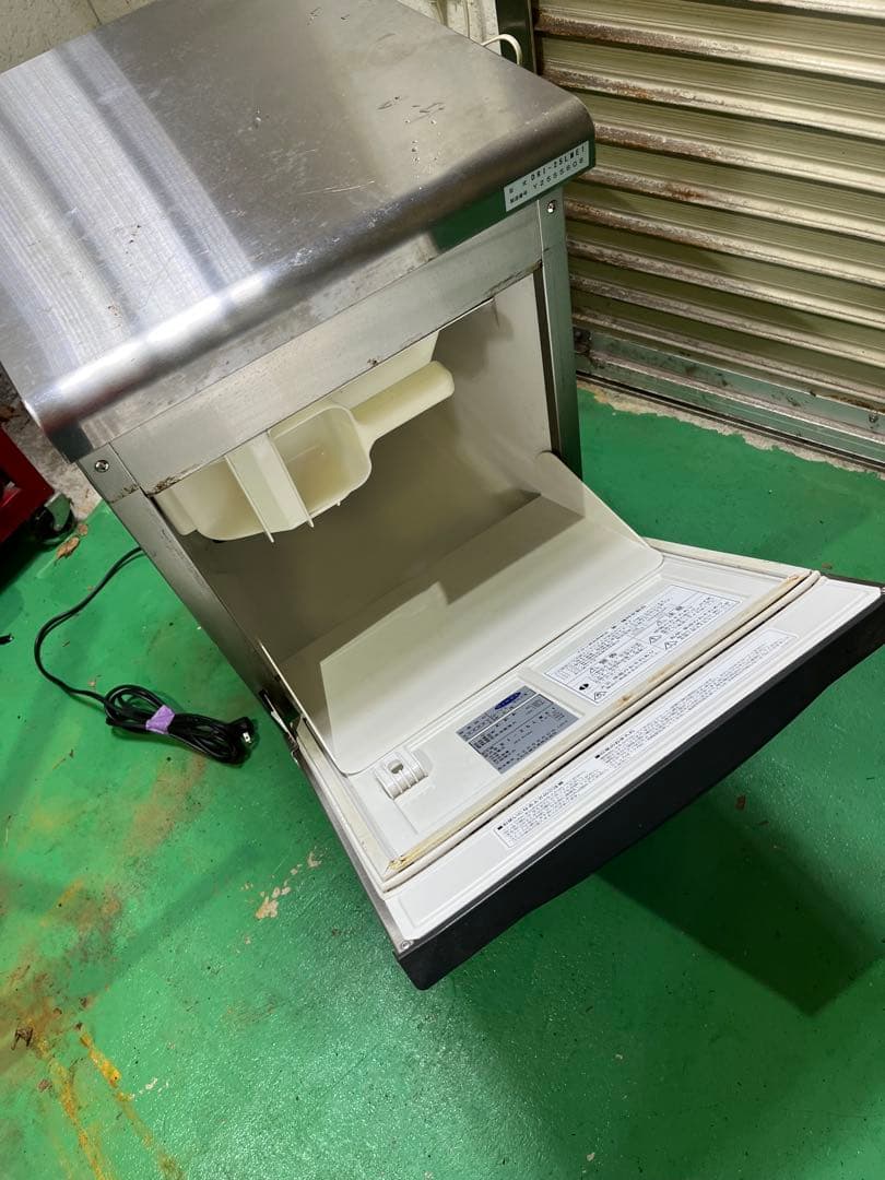 ［送料込み］大和冷機　25キロ製氷機 DRI-25LME1