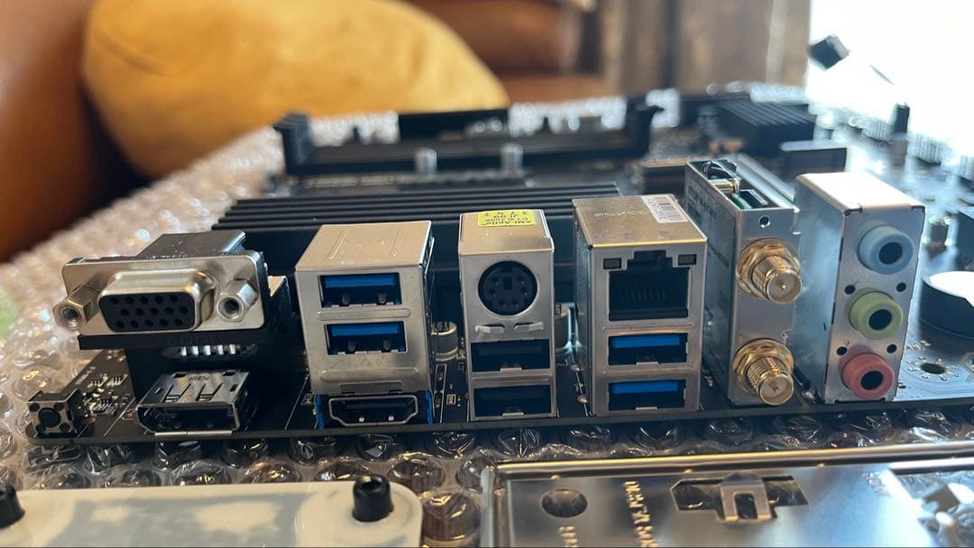 S*b様 MSI B550M PRO-VDH WIFI マザーボード（AM4）付
