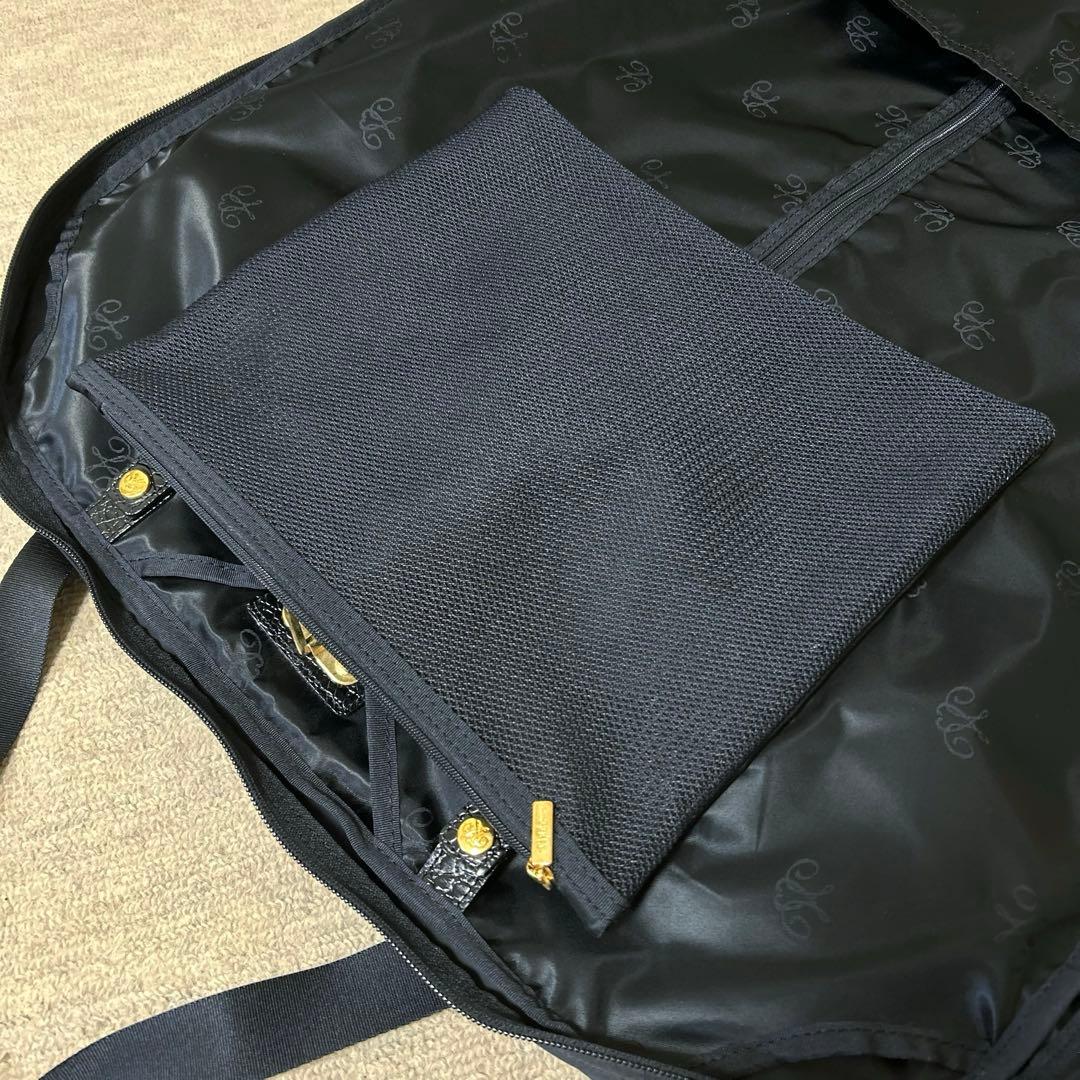 新品viseeヴィセガーメントケースバッグ黒ブラック旅行トラベル出張レディース