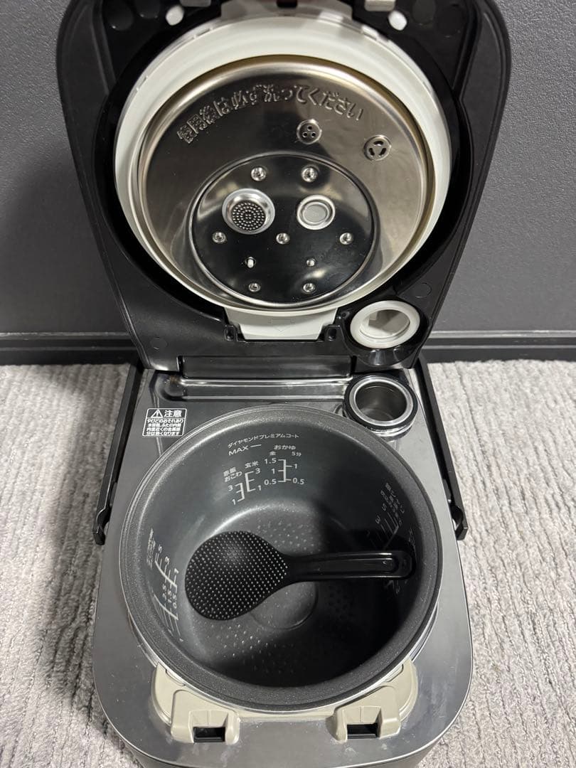 パナソニック 炊飯器 5.5合 スチーム&可変圧力IH SR-VSX101