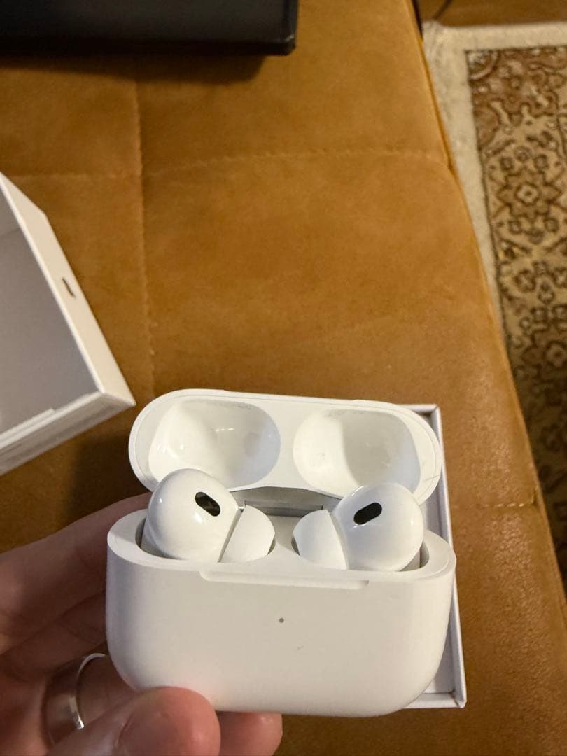 イヤホン Apple Airpods Pro 2