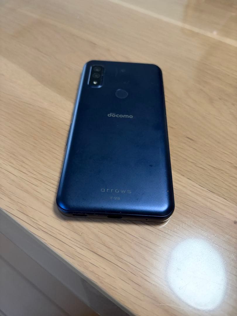 docomo arrows F51B ネイビー 本体