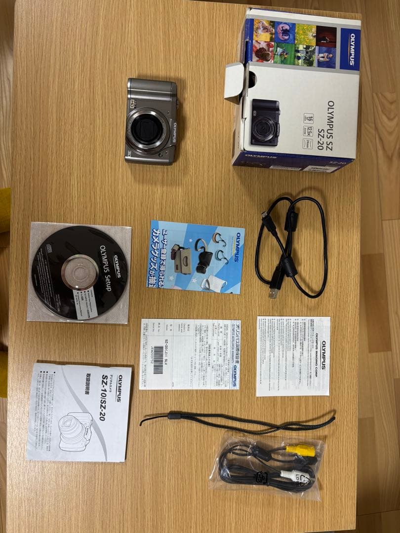 OLYMPUS デジタルカメラ SZ-10/SZ-20