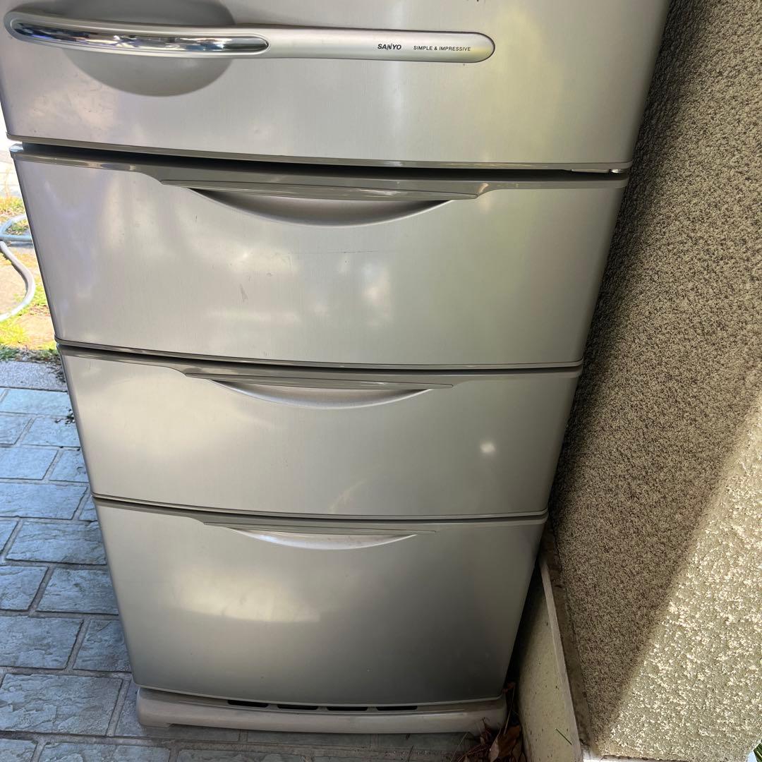 SANYO シルバー 2ドア冷蔵庫355L 2010年製中古品