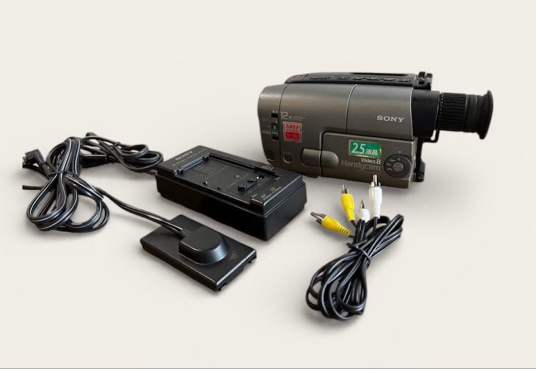 8mmテープ (Video8) SONY ビデオカメラ CCD-TRV11
