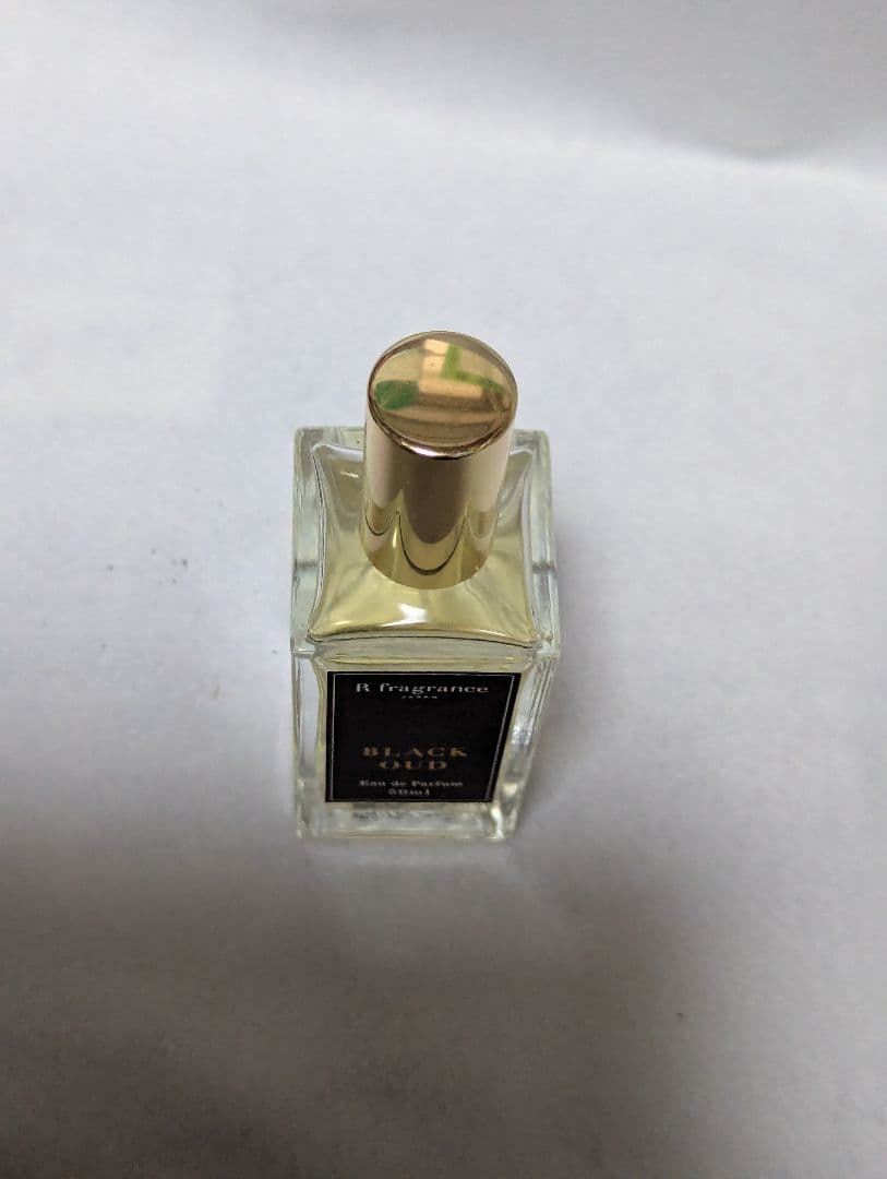アールフレグランスブラックウードオードパルファン50ml
