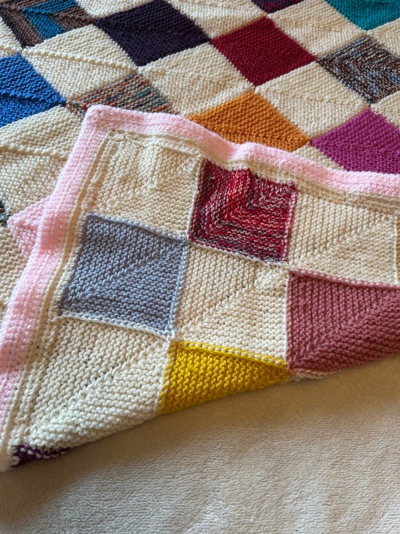 ハンドメイド　ブランケット マルチカバー　約139cm x 109cm