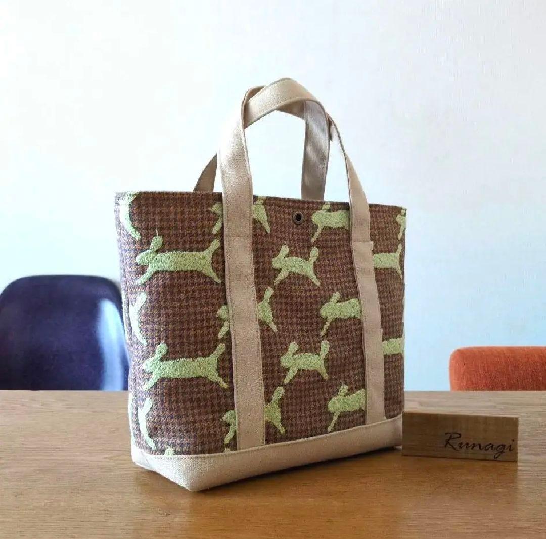 【再出品】ランチトートバッグ＊runrunrun ミナペルホネン
