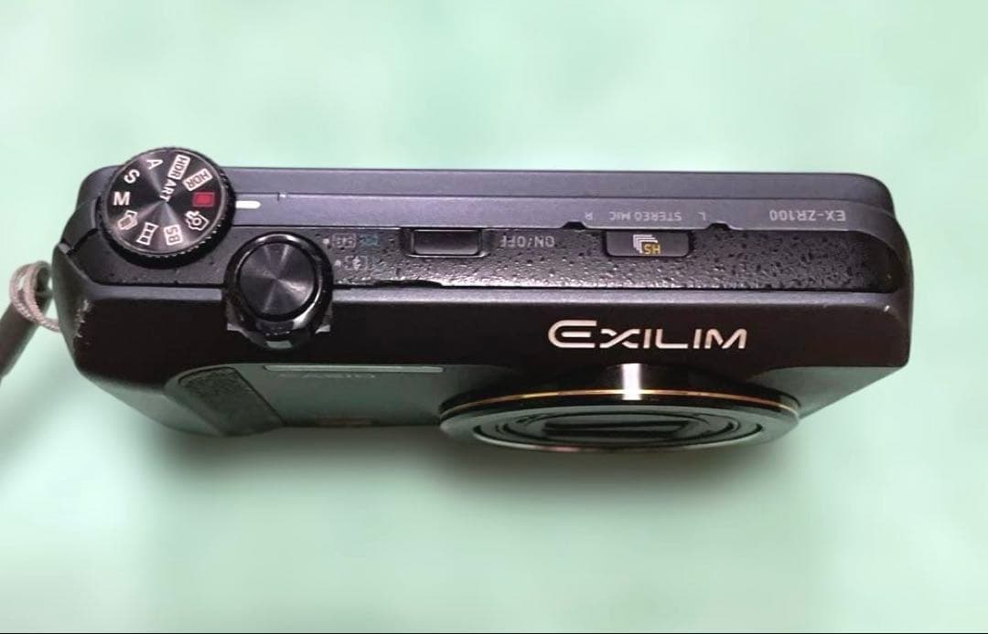 桐*ず様 EXILIM EX-ZR10 コンパクトデジタルカメラ