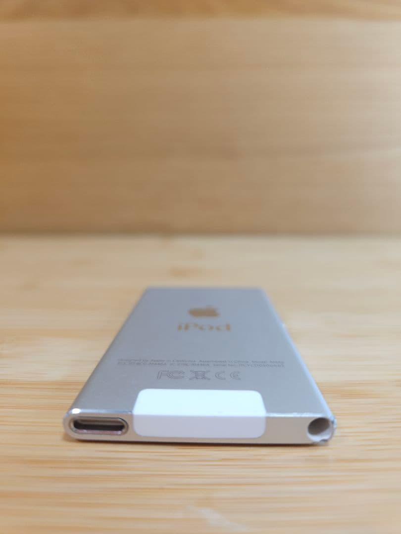 【動作画像有】iPod nano 第7世代 16GB シルバー　純正ケーブル付