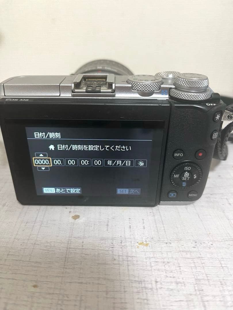 Canon EOS M6 レンズキット
