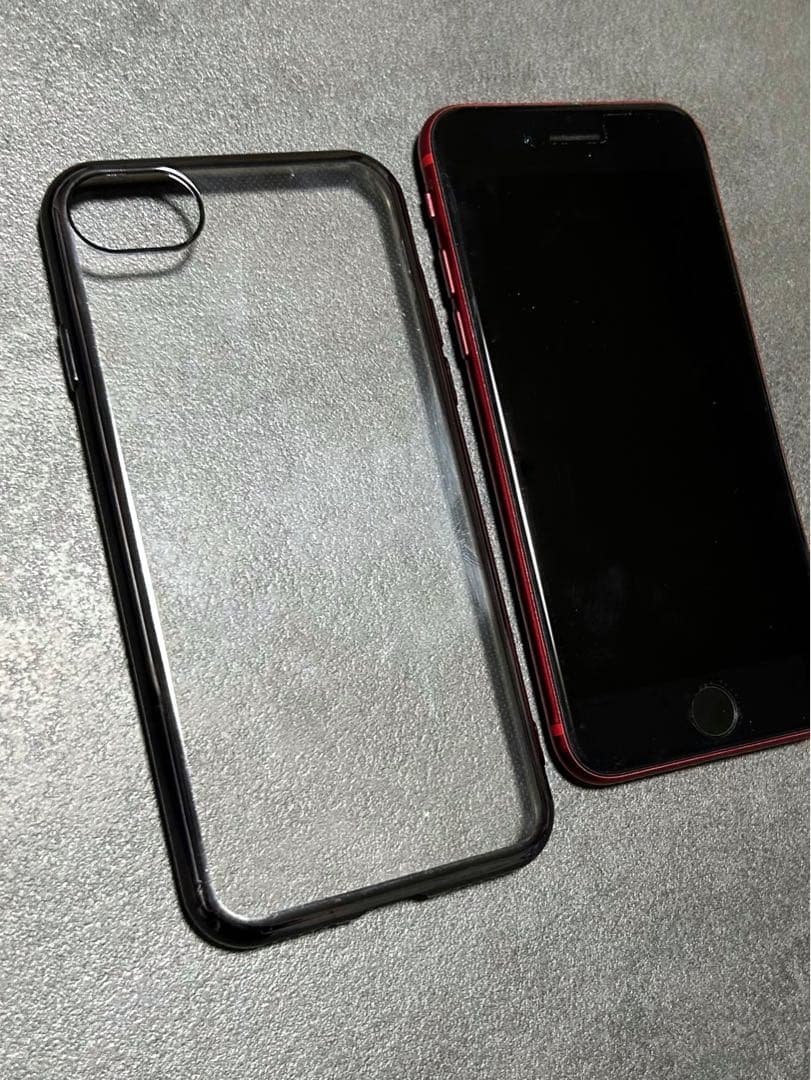 【Justin 】Apple iPhone SE(レッド) 本体