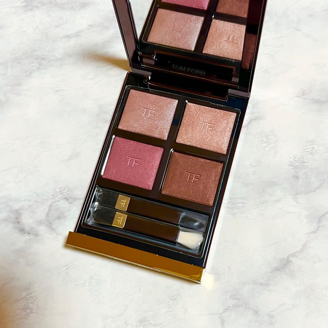 TOMFORD アイカラークォード 42A ヘイズィ センシュアリティ