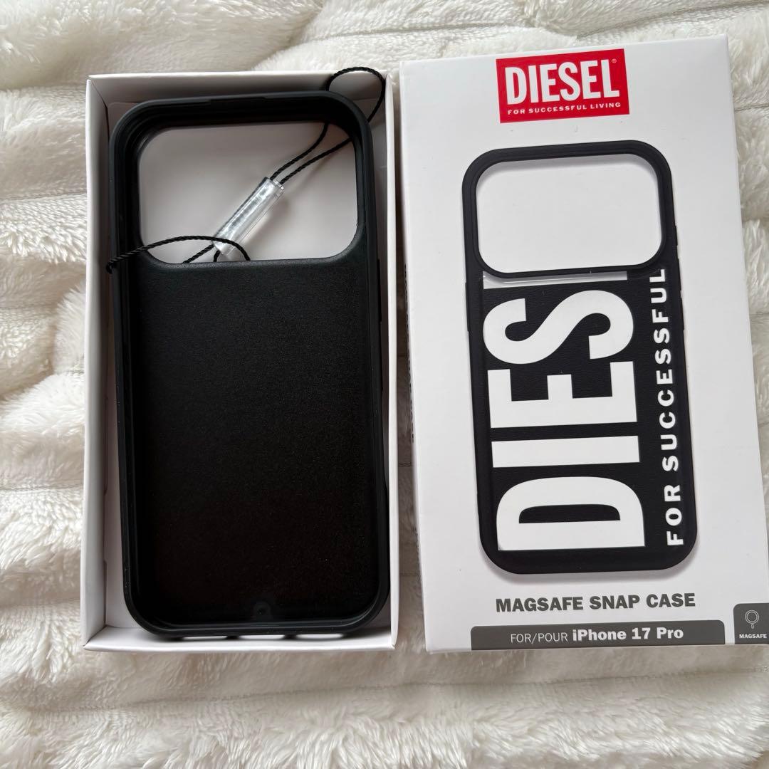 新品 DIESEL Magsafe Snap Case iPhone 17Pro