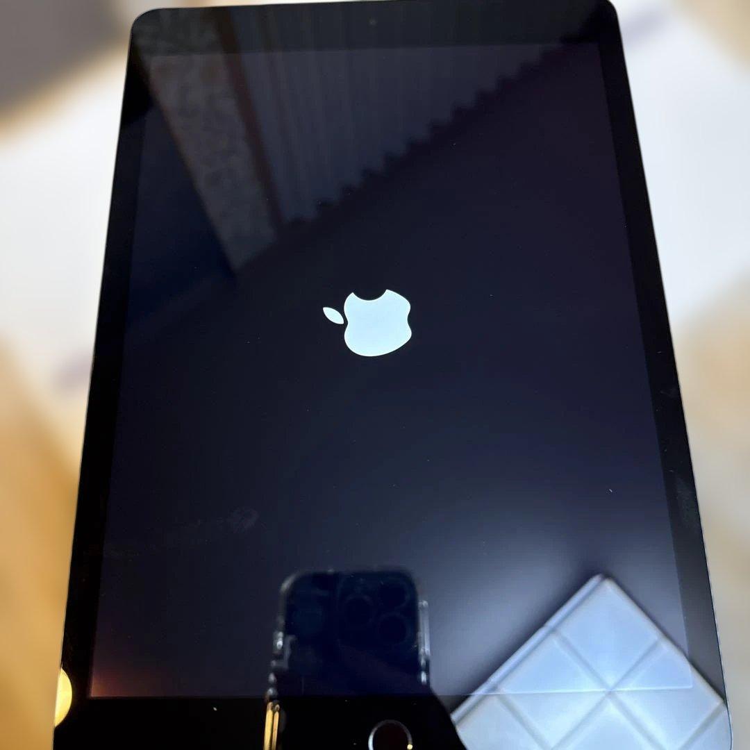 iPad 第9世代　64GB 未使用品