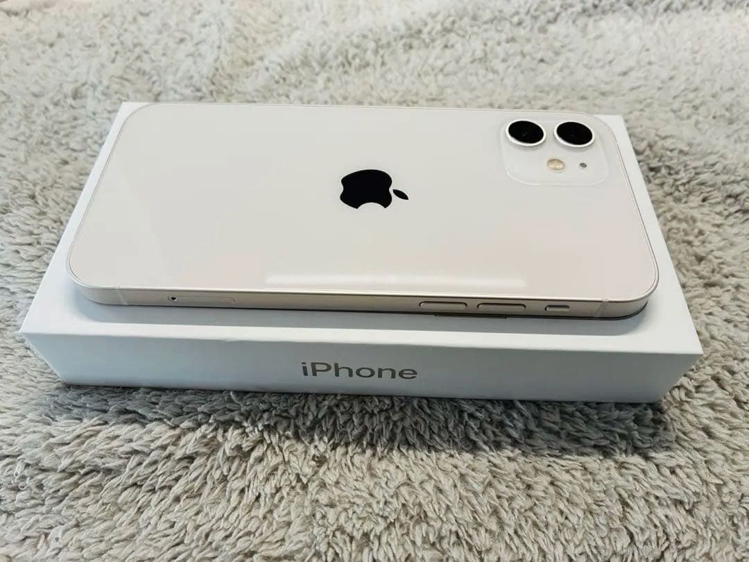 iPhone12 64GB ホワイト 中古【Apple】