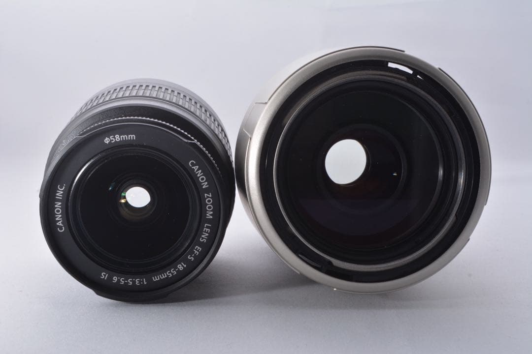 ショット数わずかで極美品✨Canon Kiss X7i❣️超望遠のWレンズ✨