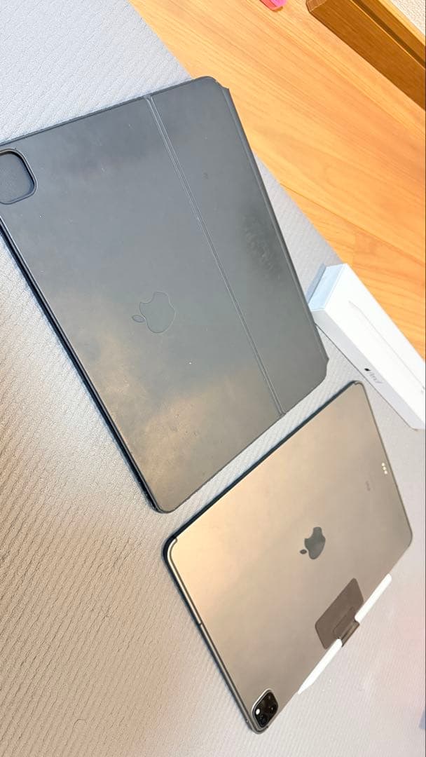 【純正セット】iPad Pro 第4世代12.9+ Magic Keyboard