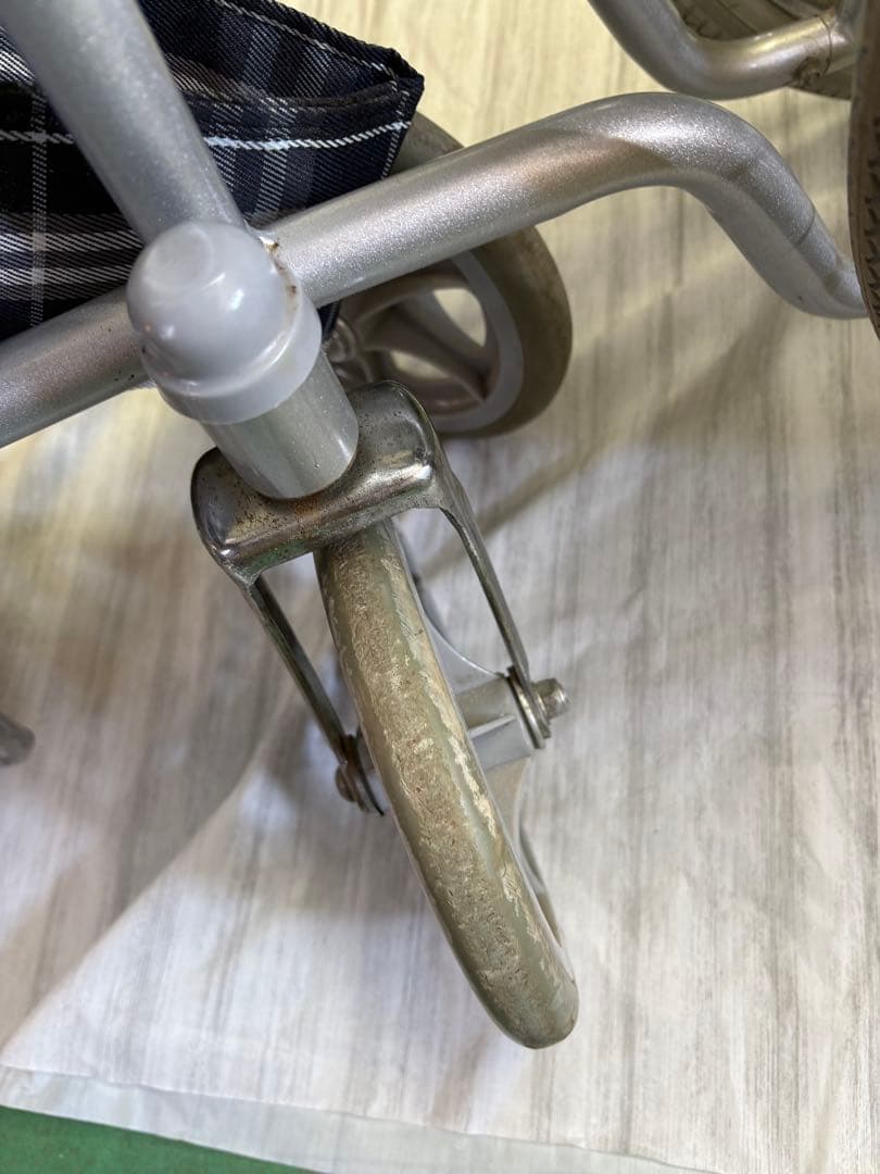 幸和製作所　スチール　車椅子　福祉用具