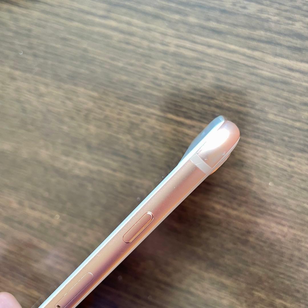 バッテリー95% iPhone 8 64GB ゴールド 動作問題無し　画面割れ有