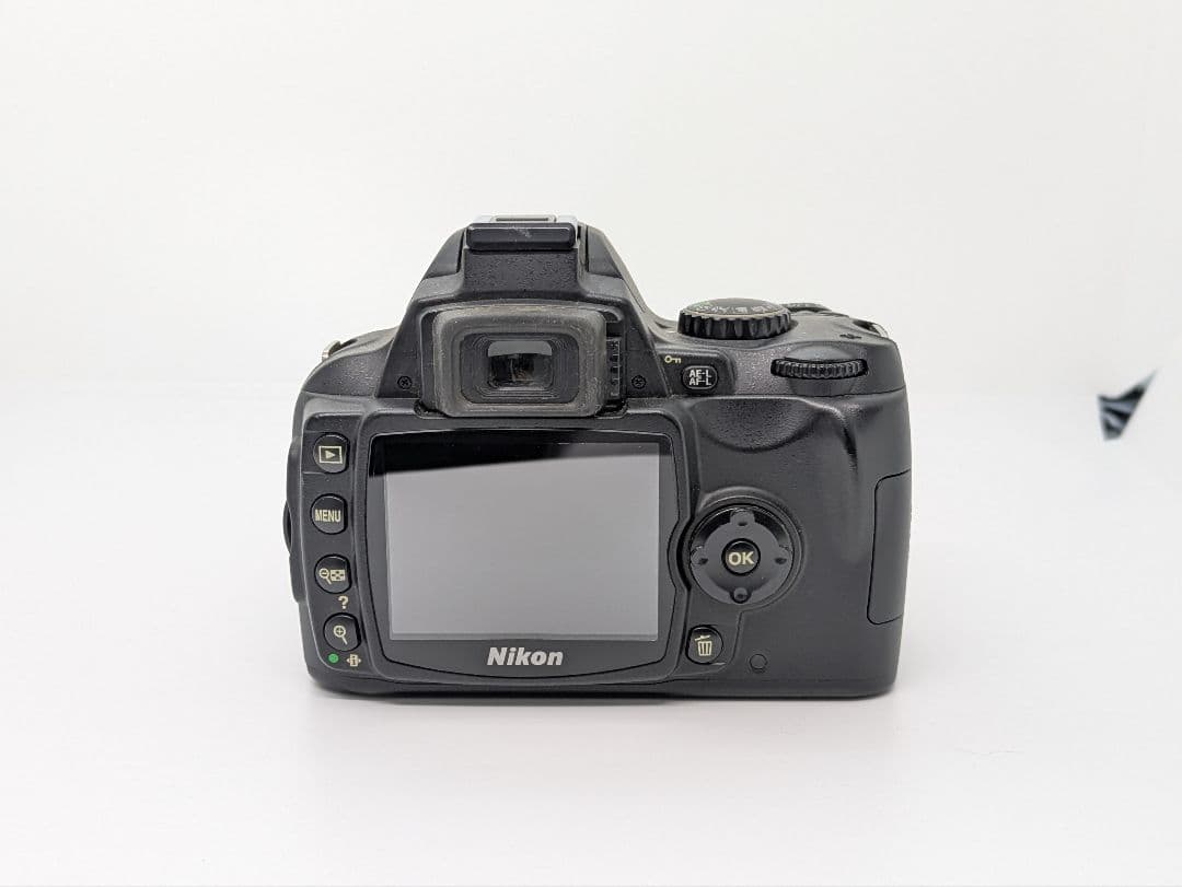 3月13日限定特価♪Nikon D40 & AF-S 18-55mm ED